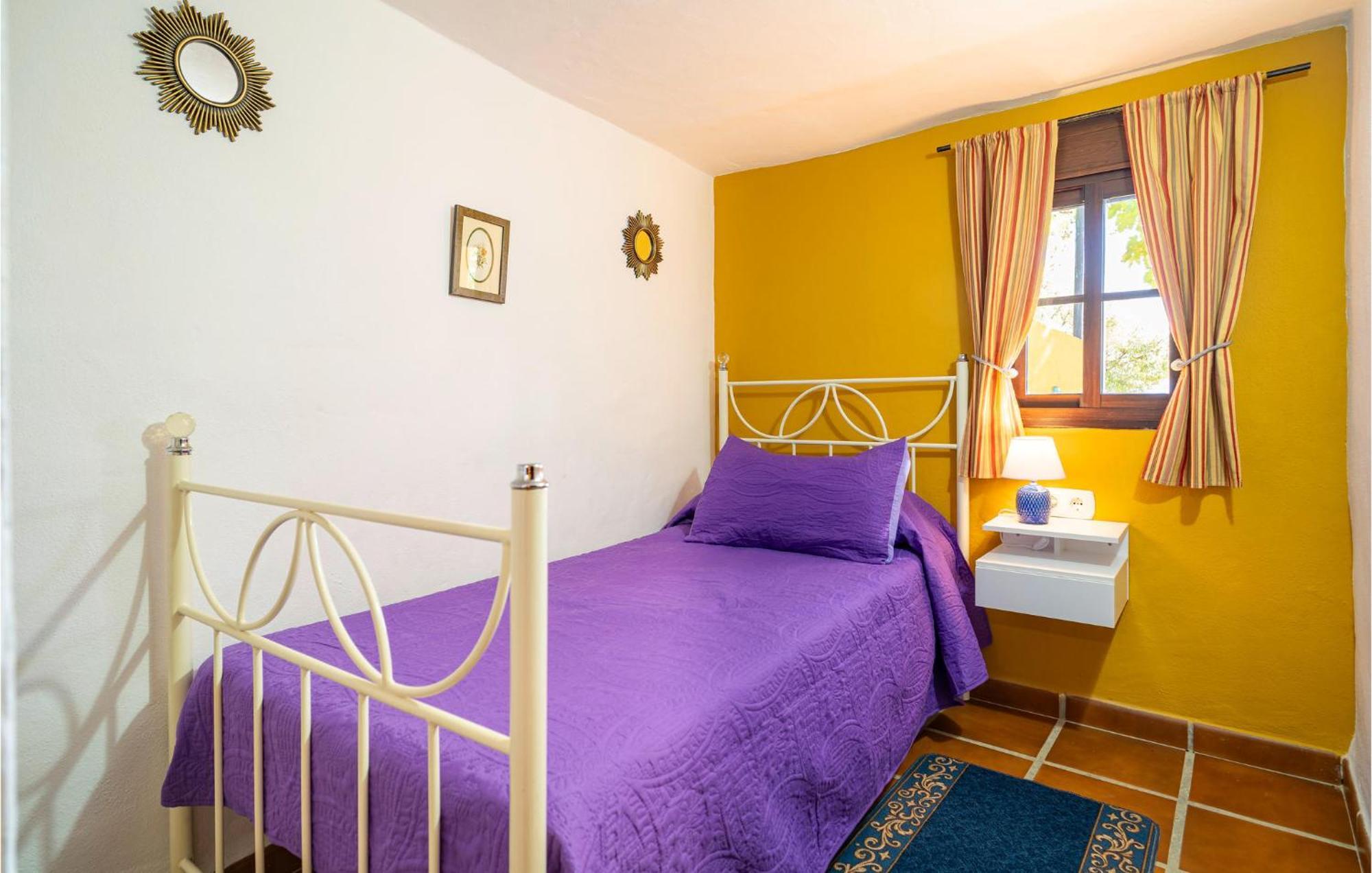 Amazing Cottage In Algatocin With Kitchen מראה חיצוני תמונה
